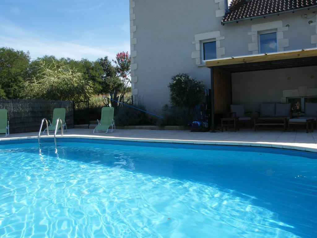 VILLA CLIMATISEE AVEC PISCINE PRIVEE à L'OREE DU PERIGORD Brignac-la-Plaine Exterior foto